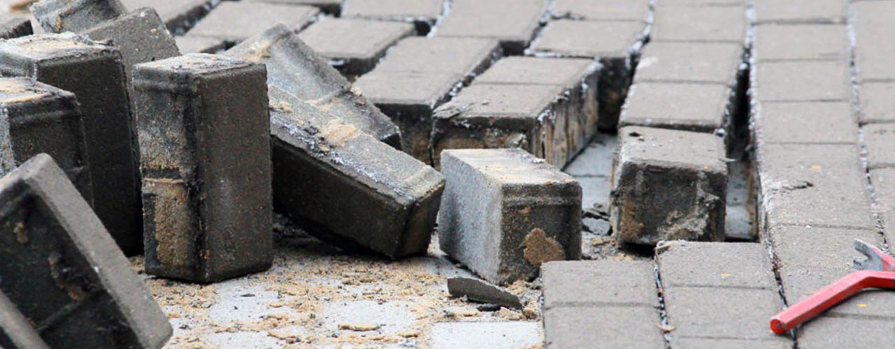 Демонтаж брусчатки